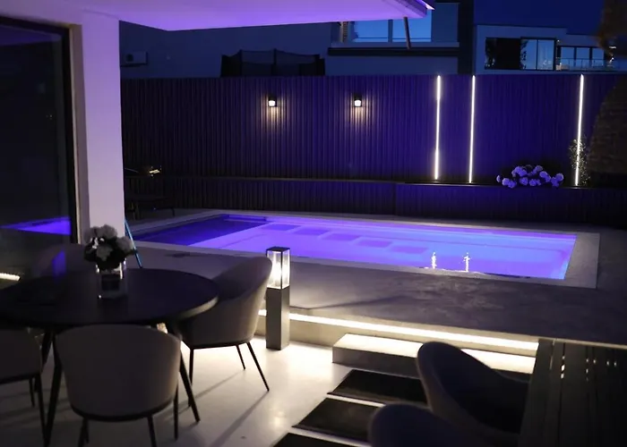 Luxury With Heated Pool & Sea View Your Private Paradise On The Norwegian Coast Villa